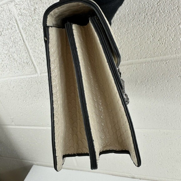 horsheshoe bucle snake print embossed beige handbag 10x7x3 Chain Purse - Picture 4 of 10